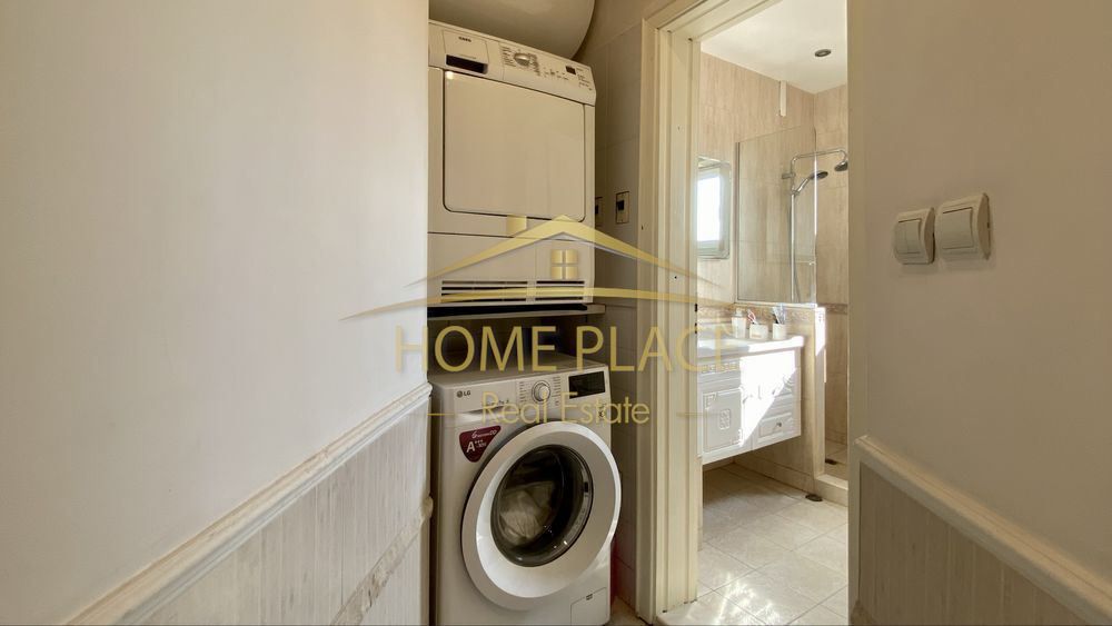 Дава се под наем Тристаен апартамент в Варна, Център - 98 кв.м за 918 € - Снимка #10