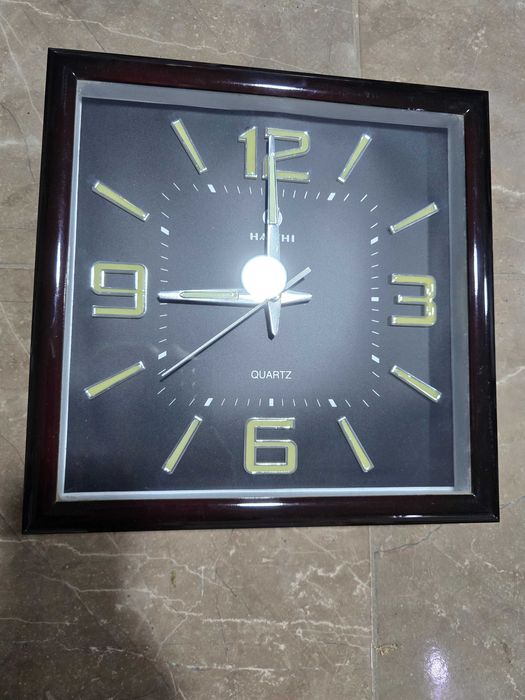 Часы настенные бу