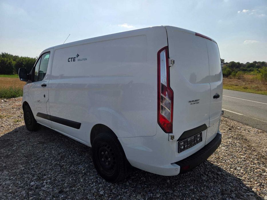 Ford New Custom L1H1