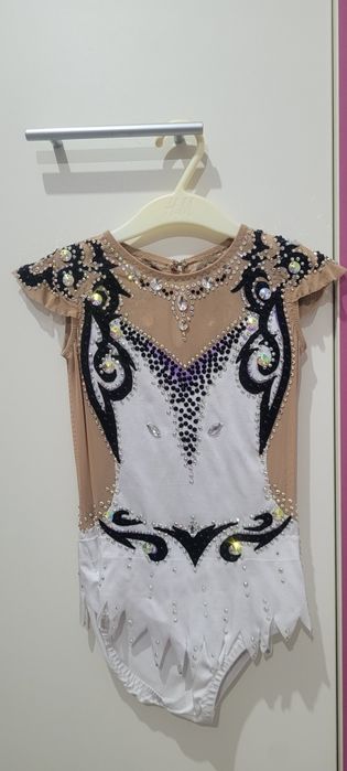 Costum gimnastica ritmica
