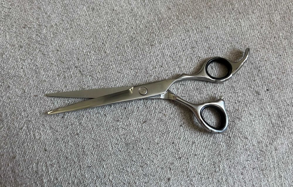 Foarfecă profesională frizerie/coafor, inox, design ergonomic