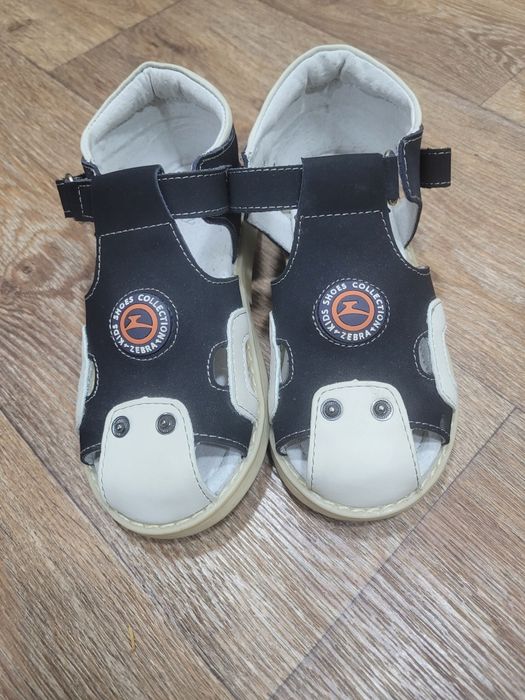 Сандали новые продам