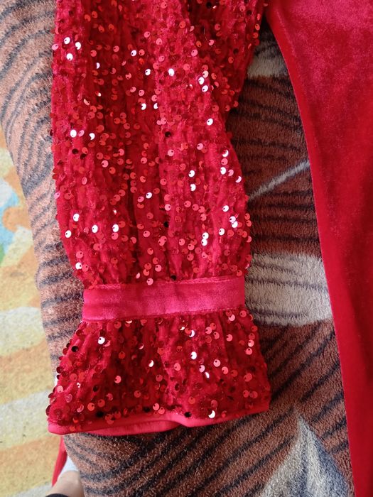 Rochie roșie dama