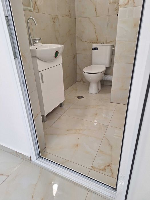 Дава се под наем Магазин в Бургас, Меден рудник - зона В - 40 кв.м за 255 € - Снимка #3