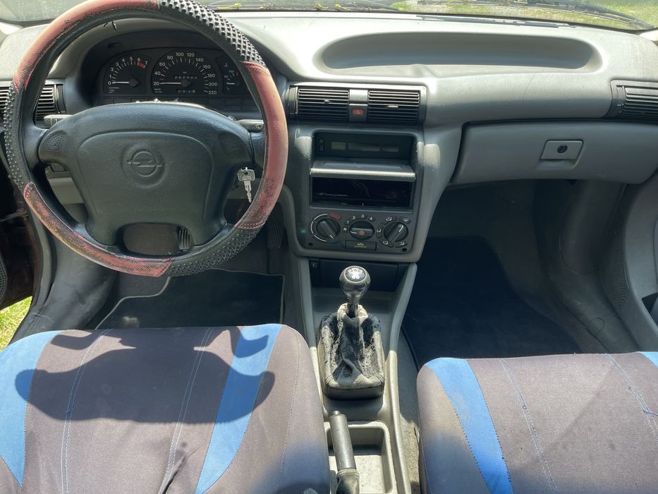 Opel astra 1,4 benzina (FARA ACTE ) ideala pt camp