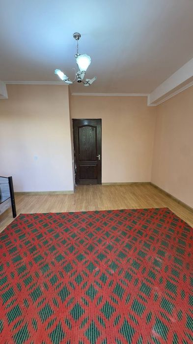 Своя.Срочно продаю.Юнусабад-2 Интранс 1/2/4 Галерейка