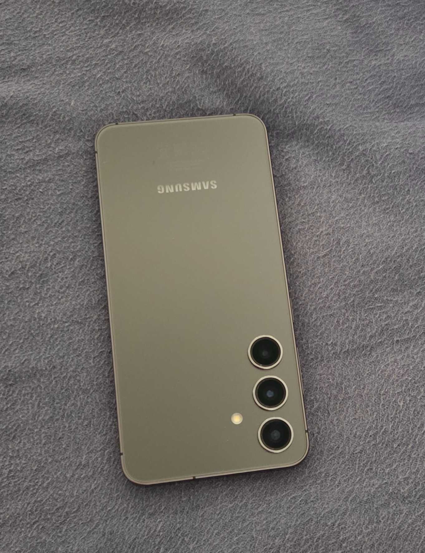 Samsung Galaxy S24 Неразличим от нов