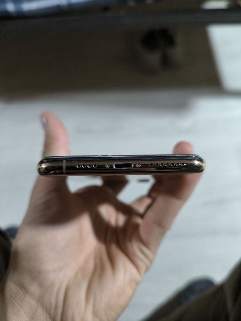 IPhone xs max 64 gb
