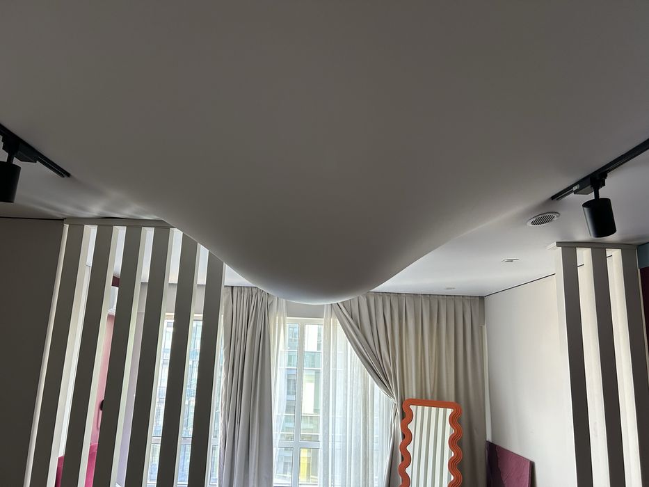 Ремонт натяжного потолка устранение провисания потолков