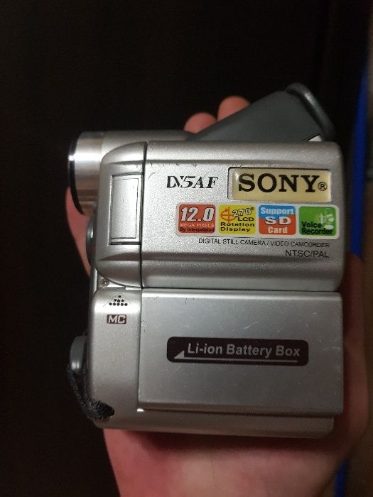 Продам видеокамеру Sony DV5AF