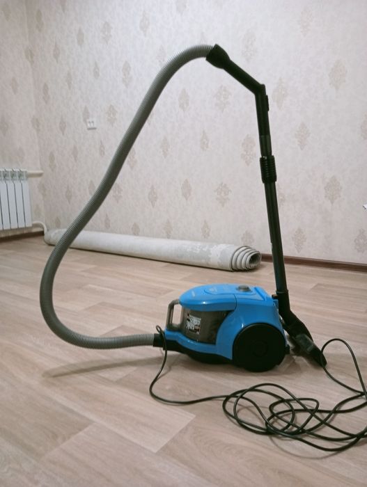 Продам пылесос, на запчасти