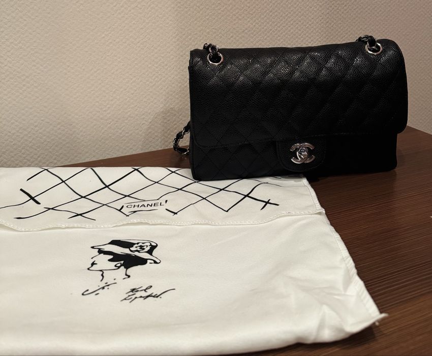 Chanel сумка, шикарная!!! В новом состоянии, пишите сюда!