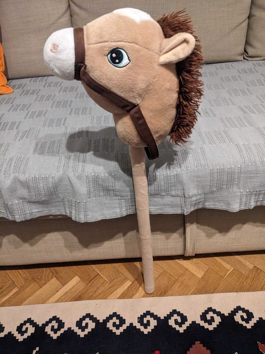 Плюшено конче на пръчка – отлично състояние