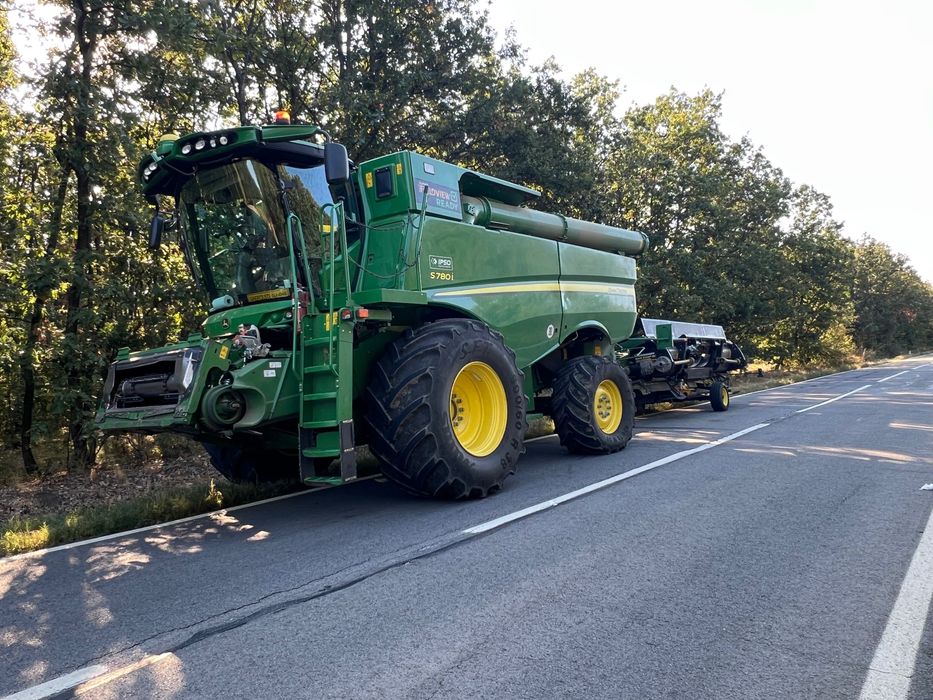 John Deere s780i