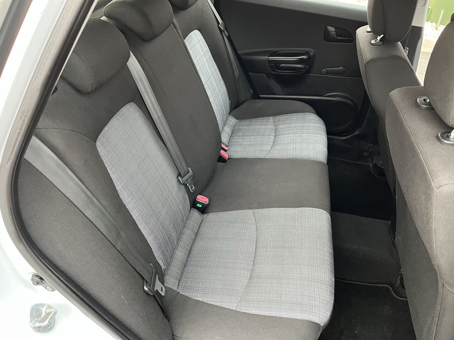 Vand Kia Ceed 1.4 benzina