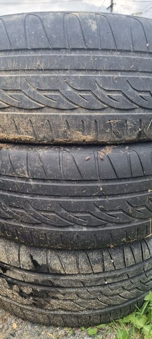 Vând 5 buc cauciucuri