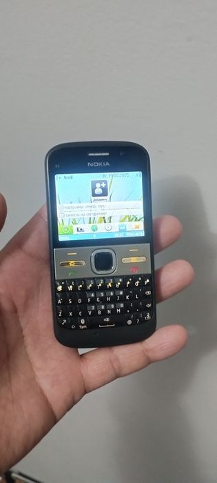 Продаётся телефоны iPhone nokia BlackBerry