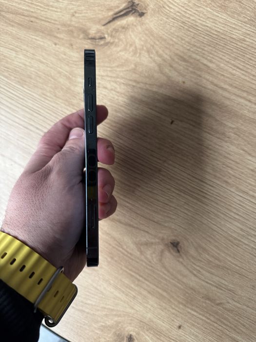 Продавам/Бартер Iphone 12 pro 128GB 83% живот батерия