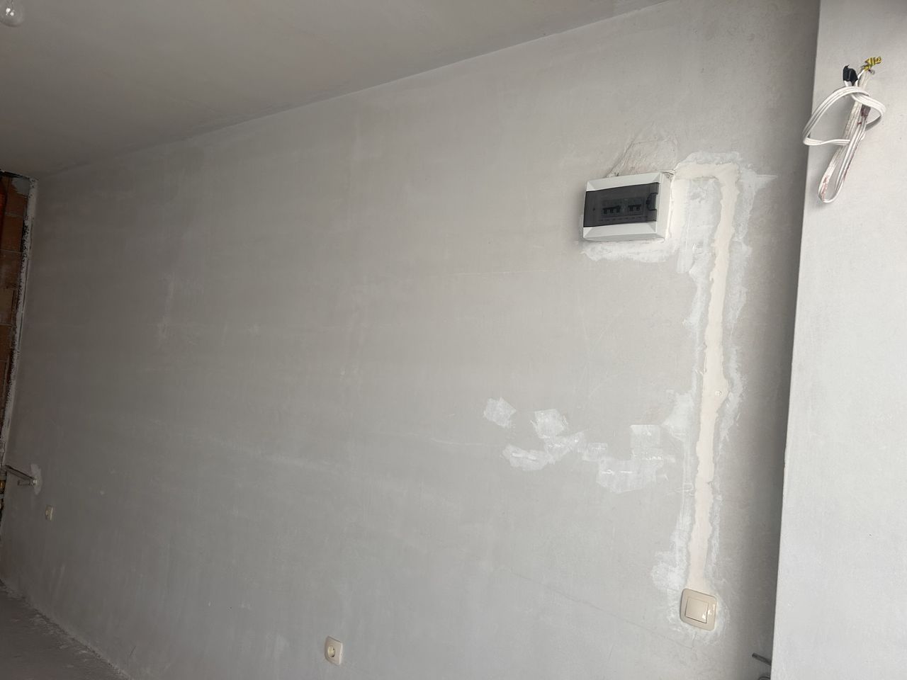 Дава се под наем Гараж / Паркомясто в Пловдив, Южен - 16 кв.м за 29800 € - Снимка #6