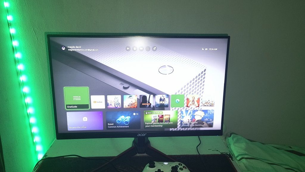 Xbox one s 1 tb cu ce se vede in poza