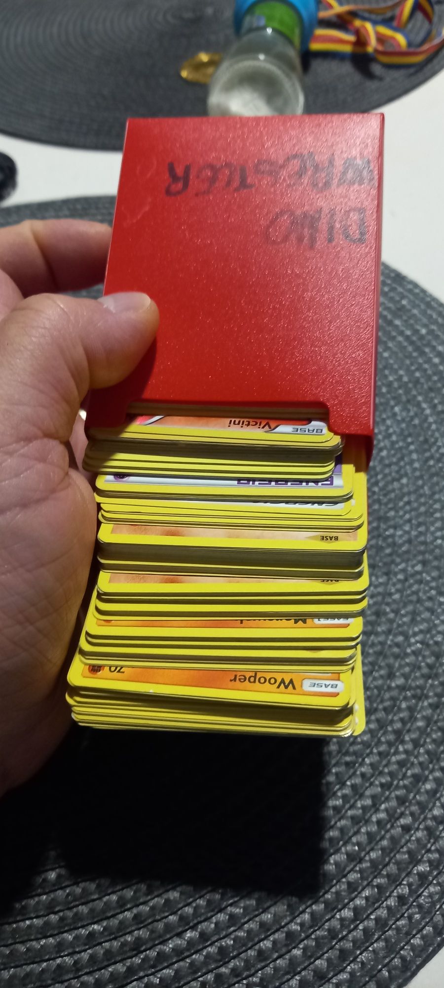 Cartoane Pokemon +1000 Colectie Pikachu/Charizard/Vmax
