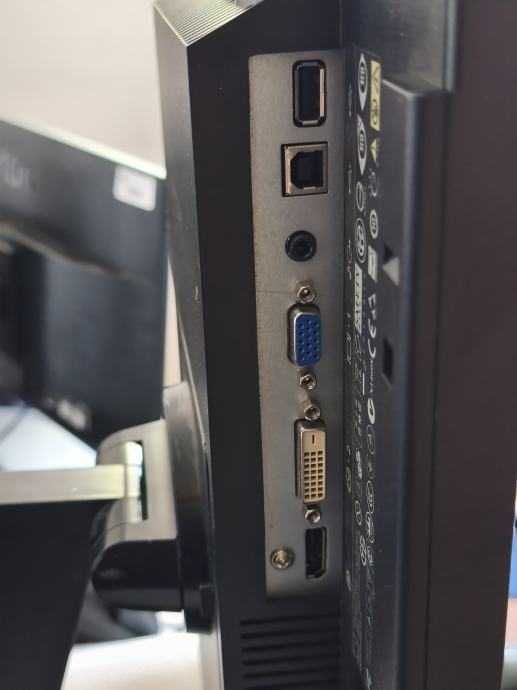 Перфектен 23" LED монитор Lenovo