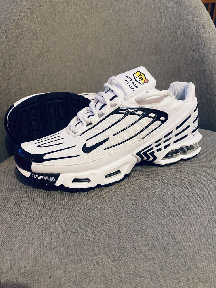 Nike Air Max 3 GS FN3845 бял - 39 номер