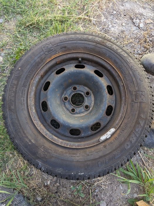 Cauciucuri 175/80 R14.