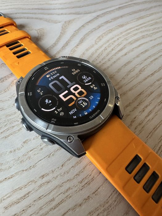 Vand Garmin Fenix 8 Sapphire 51mm, cutie completa, putin folosit