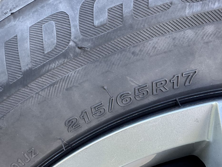 Anvelope  iarna 215/65/17 jante 5x112