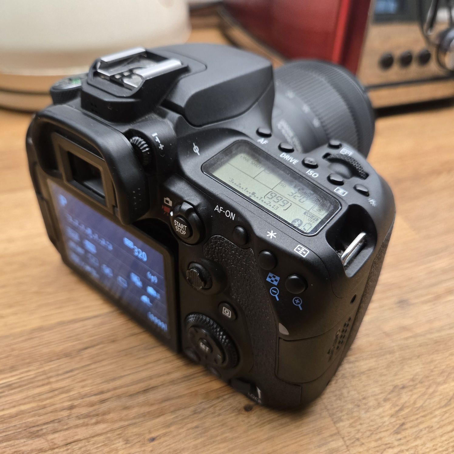 Canon 90d / 18-135 f3.5-5.6 is usm nano