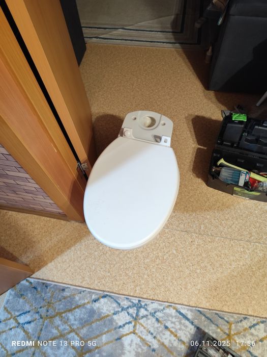 Унитаз без бачка