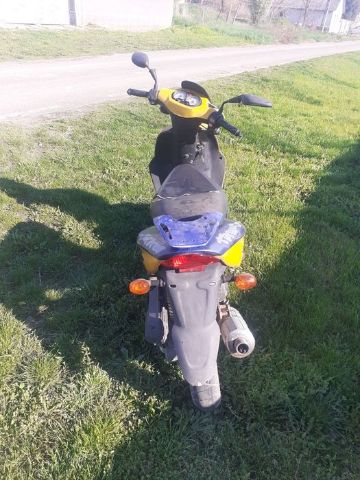 Vând scuter Rieju în 4t
