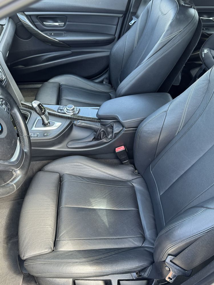 Vand Bmw F30 320D 184cp Luxury Distributie Schimbata
