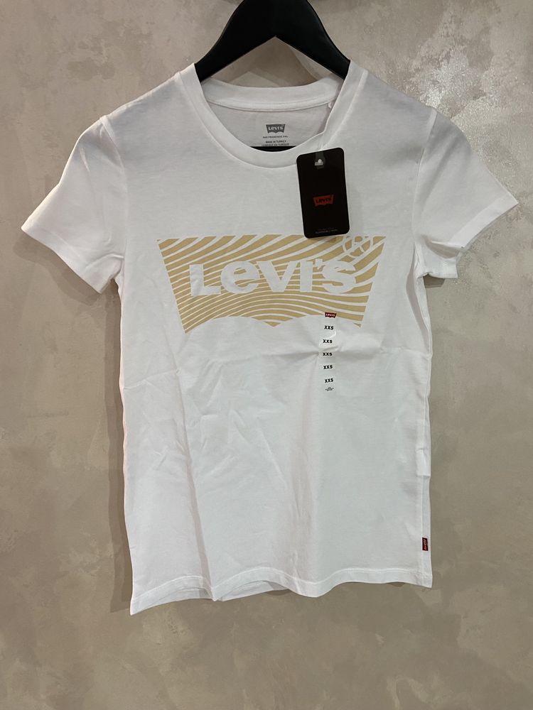 Guess, Scotch&Soda, Levi’s дамски тениски