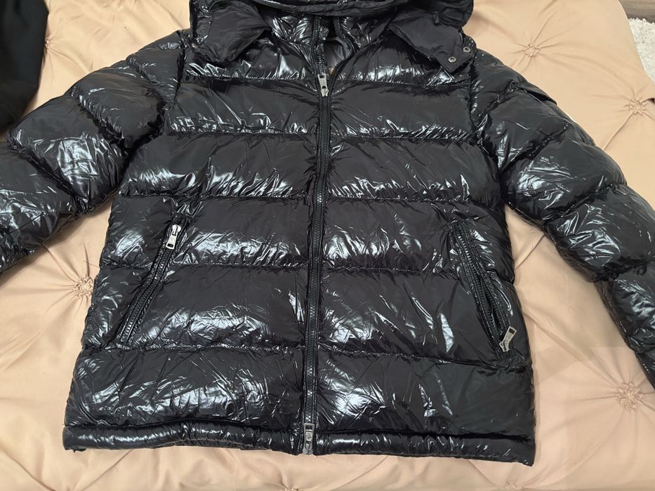 Vand geaca puffer lucios