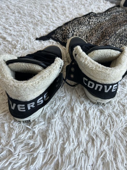 Чисто Нови Converse Chuck Taylor С Пух, 37