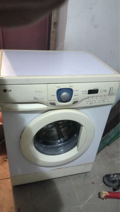Продам стиральную машину