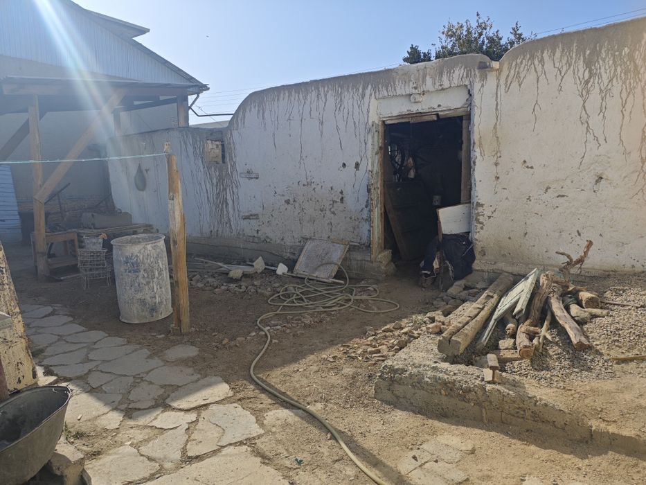 Дераза ëгочли сотилади