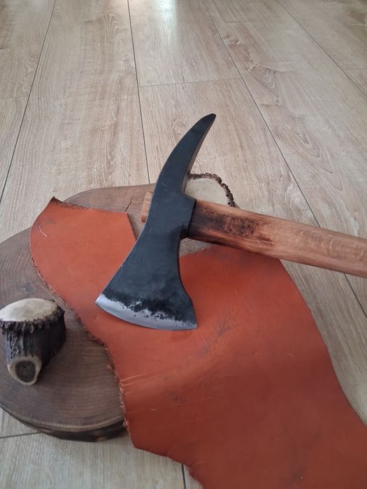 Piolet drumetie forjat manual