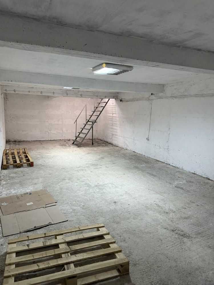 Дава се под наем Склад в Асеновград - 650 кв.м за 1785 € - Снимка #7