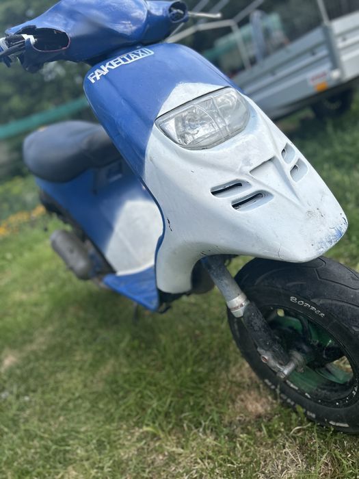 Vand piaggio typhon sau schimb cu 2,3oii
