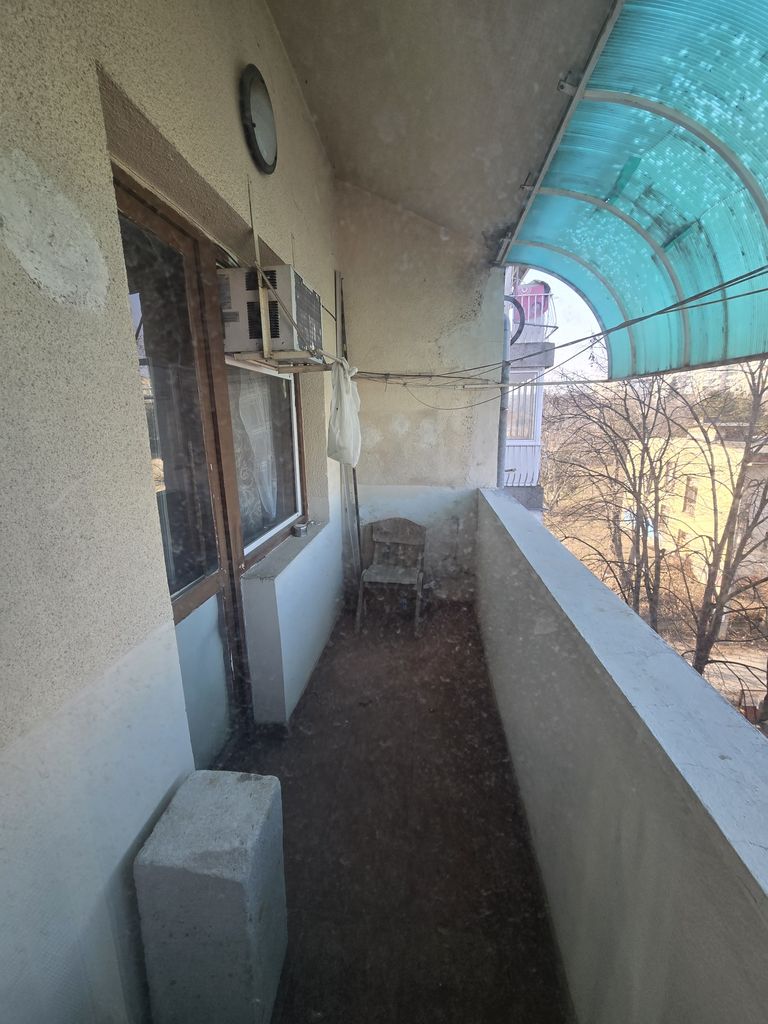 Продава се Тристаен апартамент в Плевен, Сторгозия - 75 кв.м за 920 €/кв.м - Снимка #7