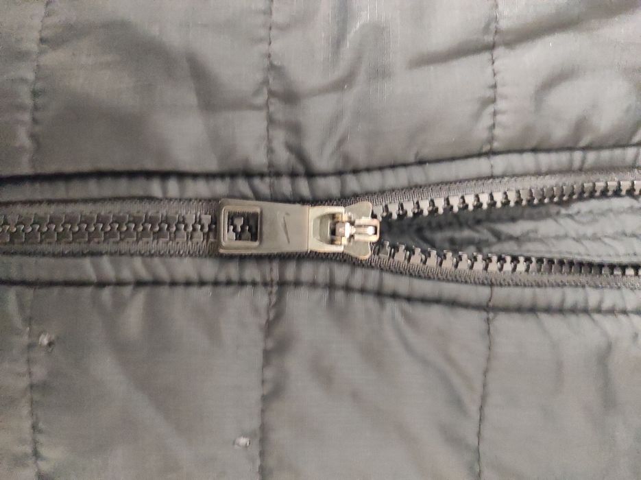 Geaca Nike marimea xs