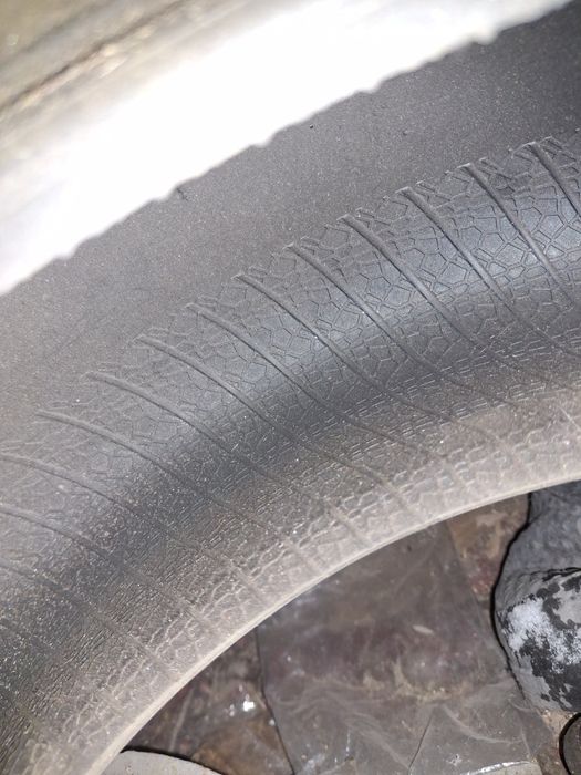 Резина зимняя с шипами на 14