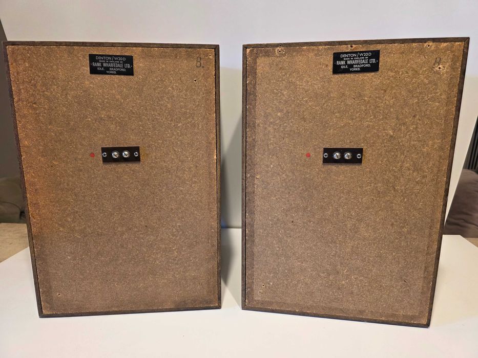 Vand boxe raft "Wharfedale Denton W20D"