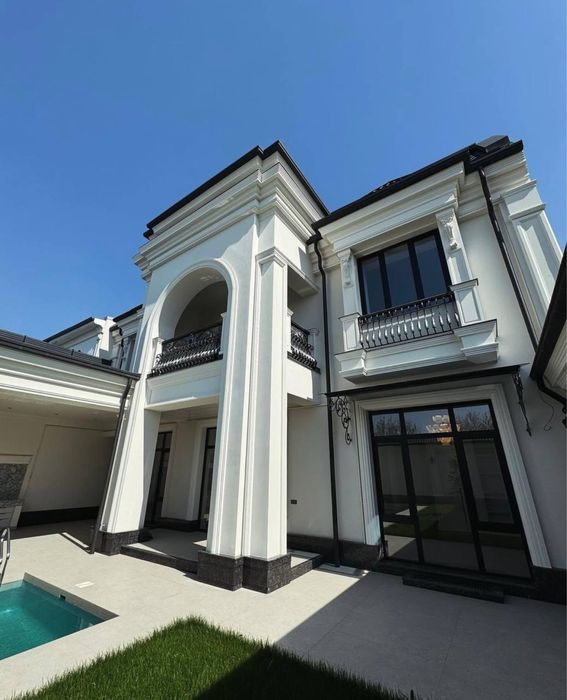 Продаётся Двухуревнневый дом.