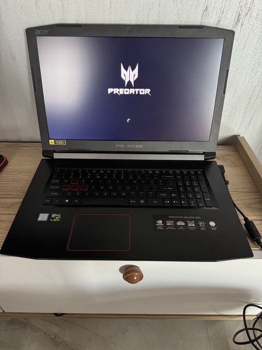 Laptop de gaming Acer Predator Helios 300 *i7 cu 24GB RAM  750GB SSD