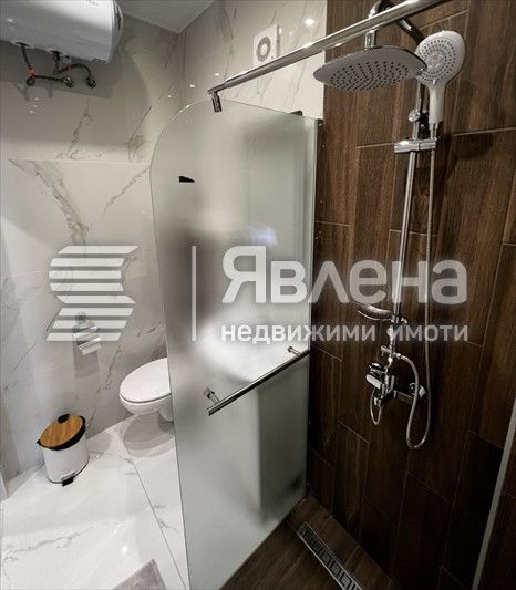 апартамент с топ локация