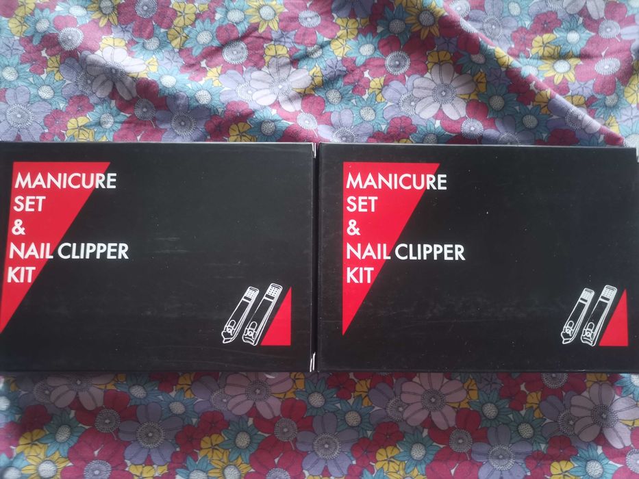 Set manichiura 17 piese. Husa